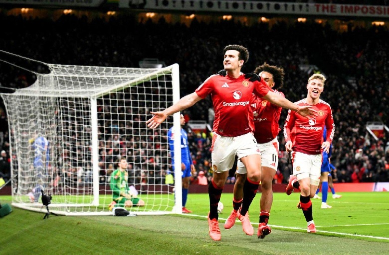 Maguire tỏa sáng phút bù giờ, MU tiến vào vòng 5 FA Cup - Ảnh 2