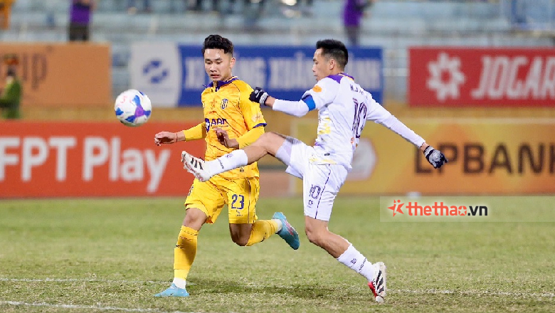 Văn Quyết: ‘Ngoại binh của Hà Nội FC chưa thể hòa nhập’ - Ảnh 1