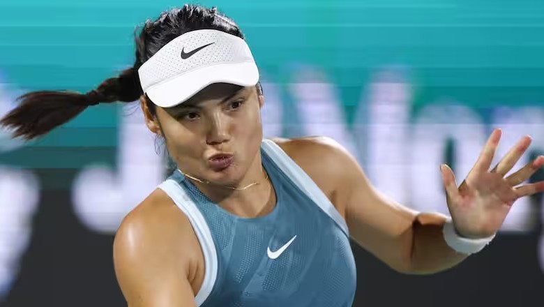 Raducanu khóc nức nở ở Dubai Open vì bị CĐV quá khích đe dọa - Ảnh 1