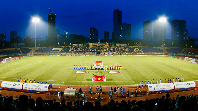 CLB Hà Tĩnh dùng sân Vinh làm sân nhà ở vòng 15 V.League 2024/25 - Ảnh 1