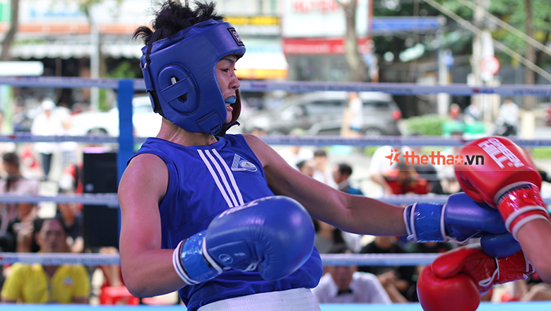 Võ Thị Kim Ánh nối bước Hà Thị Linh, vào tứ kết giải Boxing nữ thế giới 2025 - Ảnh 2