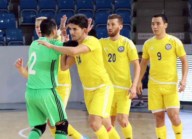 Tuyển futsal Việt Nam đá giao hữu với Saudi Arabia - Ảnh 1