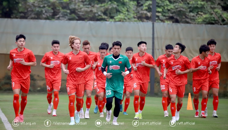 HLV Đinh Hồng Vinh: ‘U22 Việt Nam còn nhiều điểm cần cải thiện’ - Ảnh 2