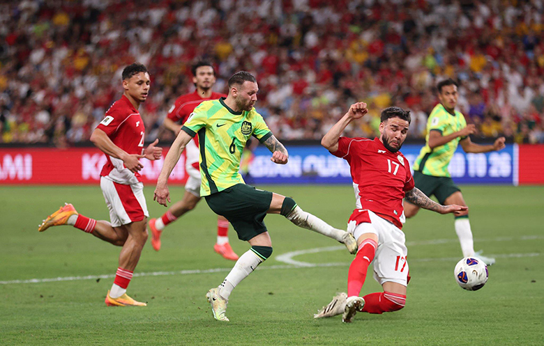 Patrick Kluivert là chú cừu không thể dẫn 'đàn sư tử' Indonesia - Ảnh 6