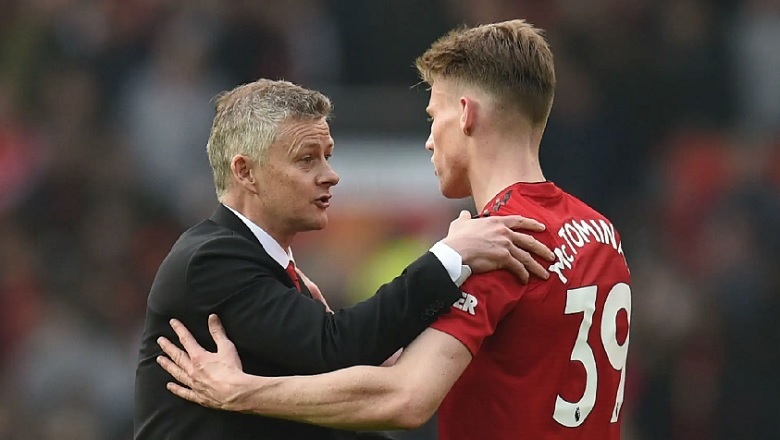 Solskjaer chỉ còn liên hệ với 3 cầu thủ ở MU, chất vấn CLB vì bán 'trò cưng' - Ảnh 1