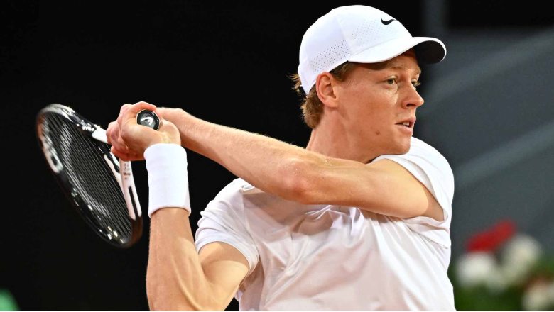 Jannik Sinner chính thức tái xuất xuất sau án doping - Ảnh 1