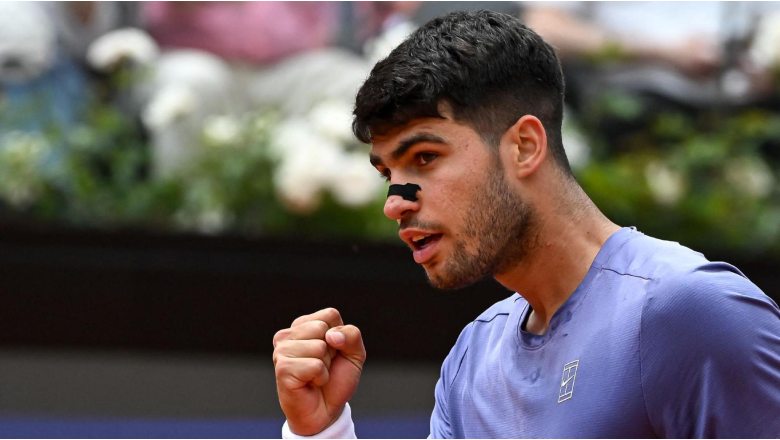 Alcaraz thắng dễ trận ra quân Rome Masters 2025 - Ảnh 1