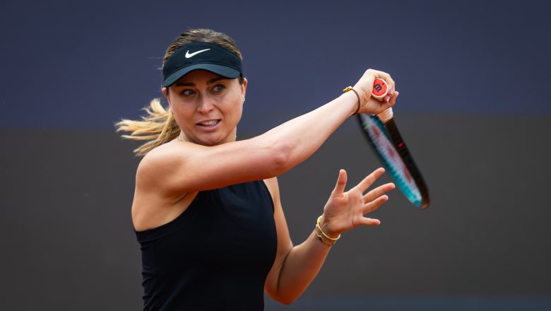 Naomi Osaka vất vả ngược dòng ở Rome Masters, Badosa xin rút lui - Ảnh 2