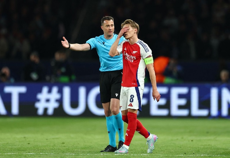Trọng tài từng ‘dính phốt’ dàn xếp tỷ số bắt chung kết cúp C2 giữa MU với Tottenham - Ảnh 2