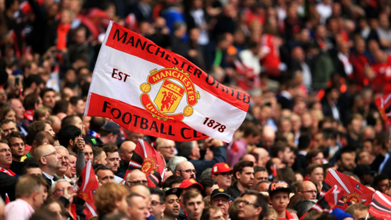 Sợ CĐV MU và Tottenham đến quá đông, chủ nhà chung kết Cúp C2 đóng cửa sân ga đuổi khách - Ảnh 1