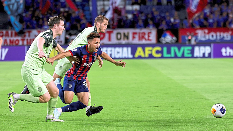 AFC phạt đội bóng Malaysia 500 triệu đồng vì để CĐV làm loạn tại Cúp C1 châu Á - Ảnh 3