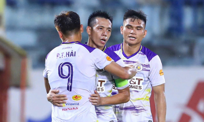 Tuấn Hải lại chấn thương trước giờ lên tuyển, HLV Kim Sang Sik thêm một lần lo âu - Ảnh 1