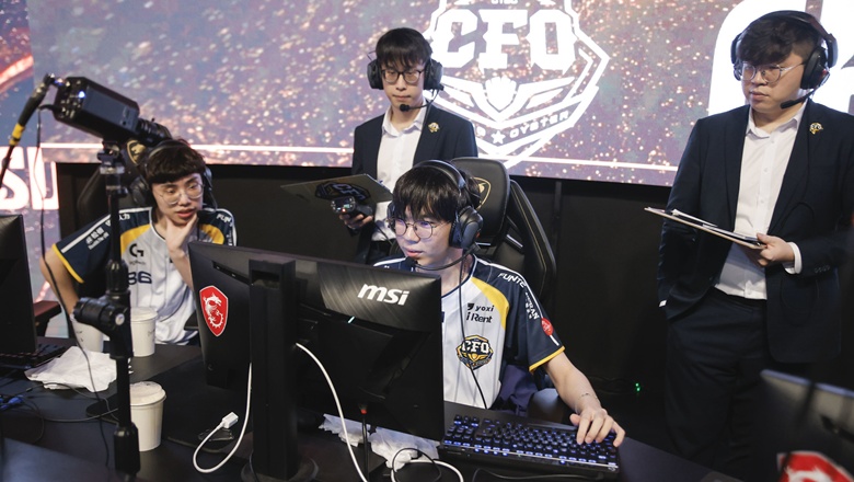 LCP 2025 Mid Season: Hủy diệt SoftBank HAWKS Gaming, CTBC Flying Oyster tiến gần thành tích bất bại - Ảnh 1