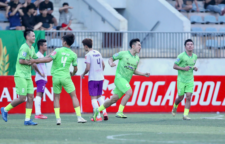 Vòng 2 HPL-S12: Đại Từ thể hiện bản lĩnh, Thiên Khôi FC và SHB tạo 'mưa' bàn thắng - Ảnh 1