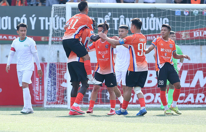 Vòng 2 HPL-S12: Đại Từ thể hiện bản lĩnh, Thiên Khôi FC và SHB tạo 'mưa' bàn thắng - Ảnh 2