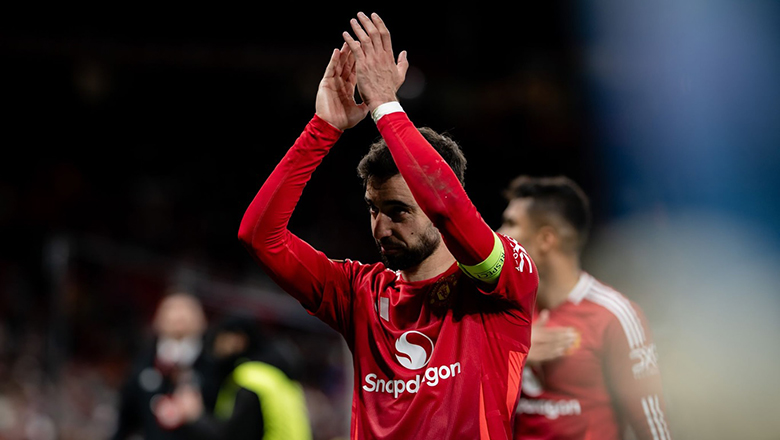 Bruno Fernandes tung thông điệp nhạy cảm giữa tin đồn rời MU - Ảnh 1