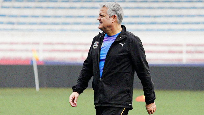 ĐT Philippines bất ngờ chia tay HLV trưởng trước thềm vòng loại Asian Cup 2027 - Ảnh 1