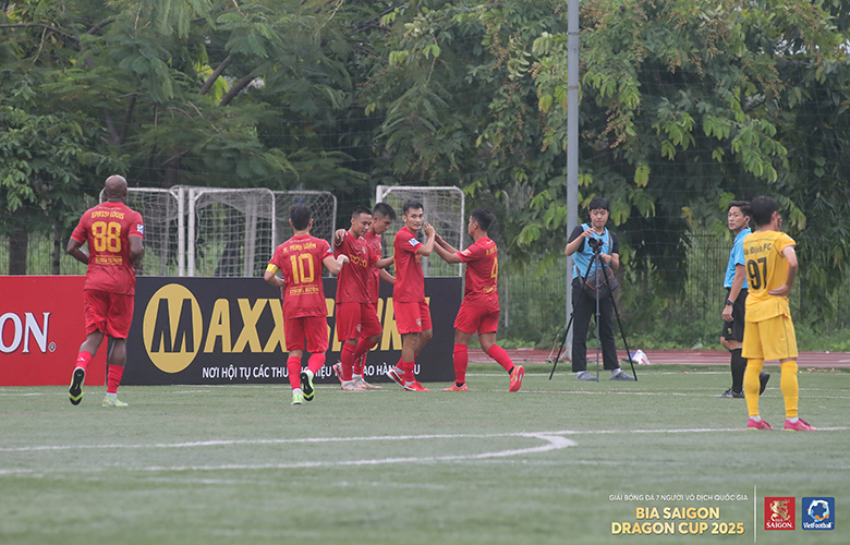 Giải bóng đá 7 người VĐQG Bia Saigon Dragon Cup 2025 khu vực miền Nam khởi tranh - Ảnh 2
