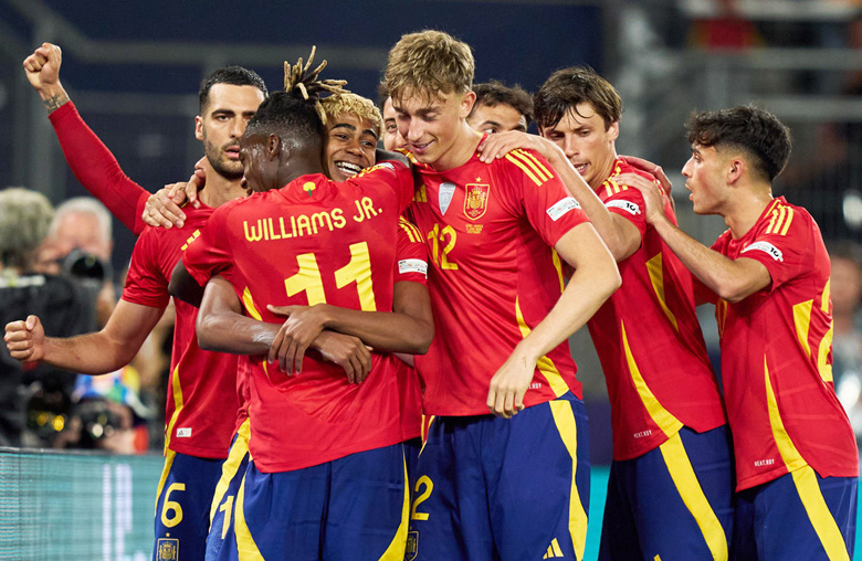 Yamal lập cú đúp giúp Tây Ban Nha thắng Pháp, vào chung kết Nations League - Ảnh 2