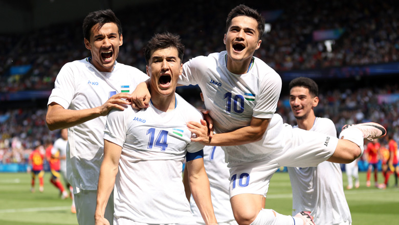 Dàn tuyển thủ Uzbekistan được tặng ô tô nhờ giành vé dự World Cup - Ảnh 3
