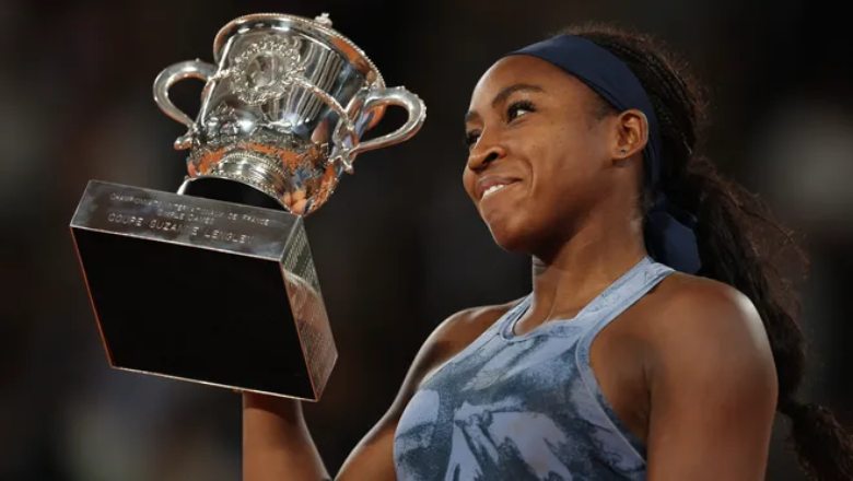 Ngược dòng hạ Sabalenka, Gauff lần đầu vô địch Roland Garros - Ảnh 1