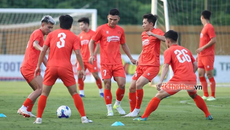 Châu Ngọc Quang: ĐT Việt Nam tự tin đối đầu dàn sao nhập tịch của Malaysia - Ảnh 2