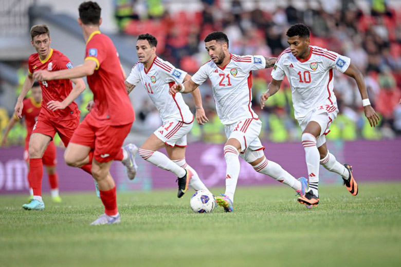 AFC bị 'ném đá' vì trao quyền đăng cai vòng loại 4 World Cup cho Qatar và Saudi Arabia - Ảnh 1