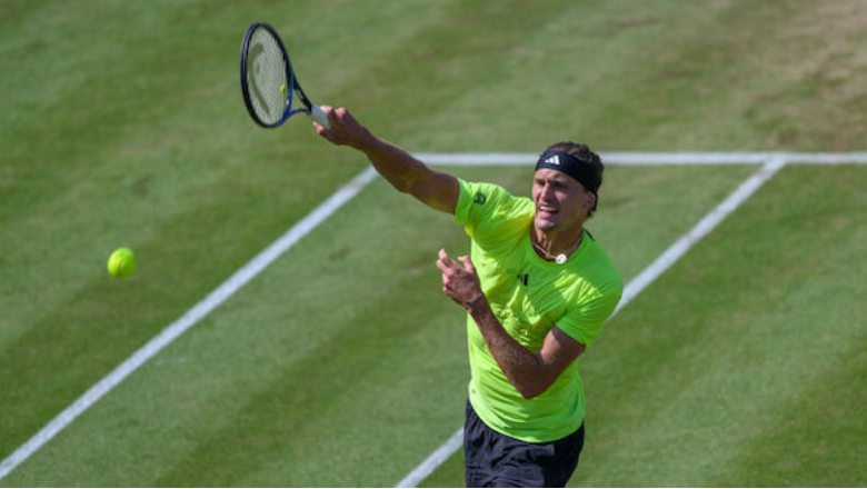 Zverev vào bán kết Stuttgart Open, tranh vé chung kết với Shelton - Ảnh 1