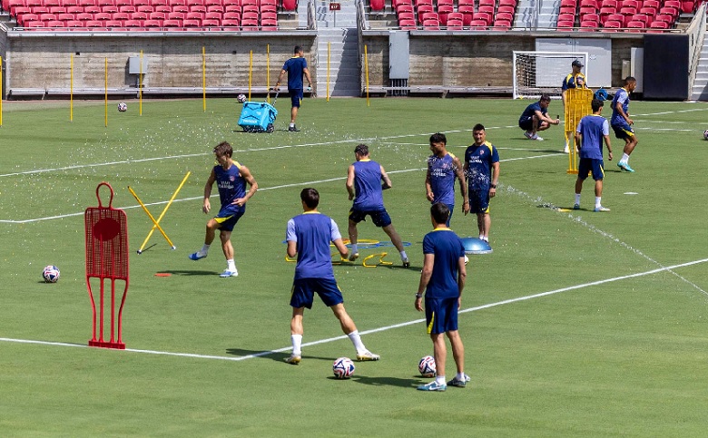 ‘Sốc nhiệt’ ở Club World Cup: Cầu thủ than trời vì thời tiết nắng nóng - Ảnh 2