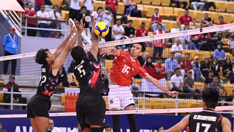 Tuyển bóng chuyền nam Thái Lan thua ngược, dâng vé tứ kết AVC Nations Cup 2025 cho Indonesia - Ảnh 1