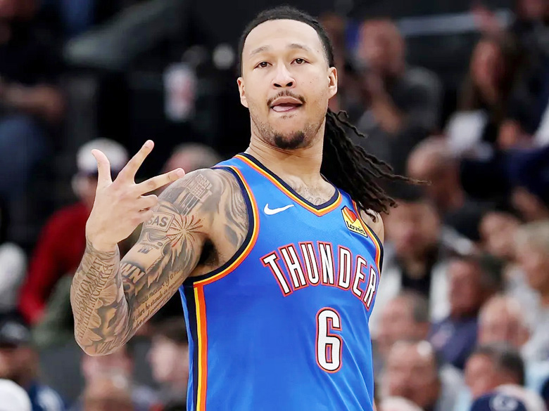 Cầu thủ gốc Việt đầu tiên trong lịch sử vô địch NBA - Ảnh 1