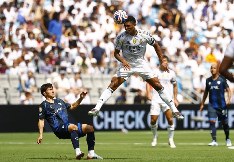 Thi đấu thiếu người, Real Madrid vẫn gieo sầu cho Pachuca - Ảnh 1