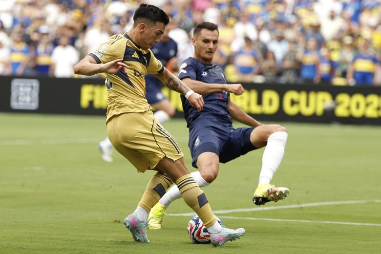 Bayern mất ngôi đầu, Auckland City gây chấn động với điểm số đầu tiên - Ảnh 2