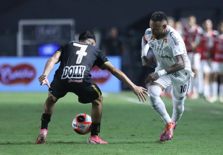 Gây thất vọng, Neymar vẫn được Santos ‘tưởng thưởng’ hợp đồng mới - Ảnh 2