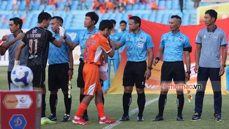 Trọng tài Malaysia bắt trận play-off tranh vé dự V.League 2025/26 - Ảnh 2