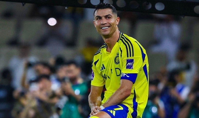 Ronaldo chốt tương lai, có thể ở lại Al Nassr tới năm 42 tuổi - Ảnh 1