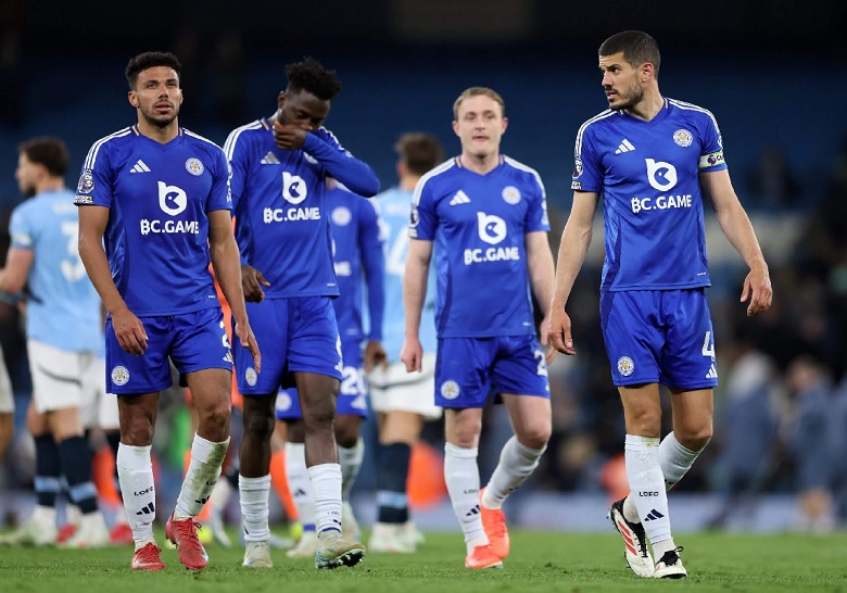 Leicester City chính thức sa thải HLV Van Nistelrooy - Ảnh 2