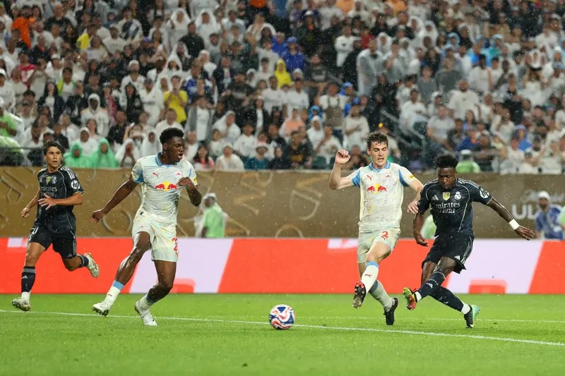 Real Madrid quật ngã Salzburg, hiên ngang vào vòng 1/8 Club World Cup - Ảnh 1