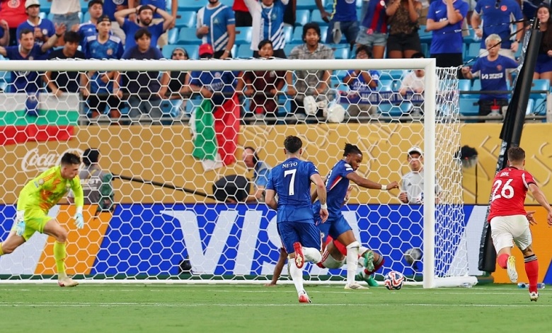 Ghi 3 bàn trong 9 phút hiệp phụ, Chelsea vào tứ kết Club World Cup - Ảnh 3