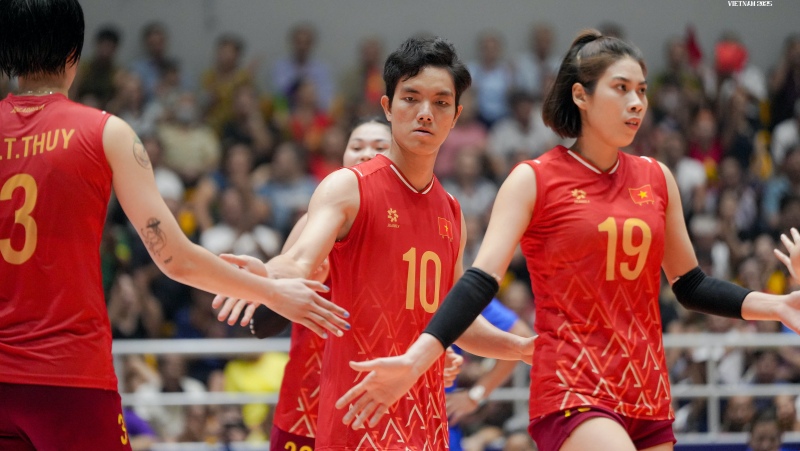 Tuyển bóng chuyền nữ Việt Nam vất vả thắng Philippines ở VTV Cup 2025 - Ảnh 1