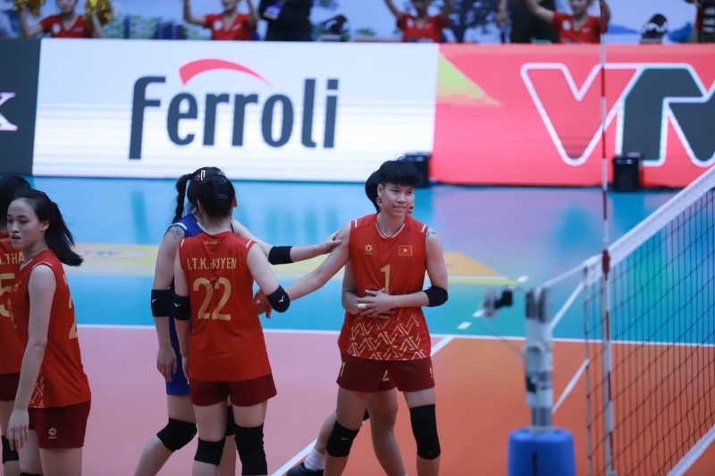 Viện binh 31 tuổi 'cứu' trẻ Thái Lan trước trẻ Việt Nam ở VTV Cup 2025 - Ảnh 1