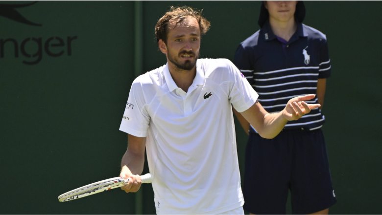 Medvedev bị loại sớm ở cả 3 giải Grand Slam 2025, nguy cơ tụt sâu trên BXH ATP - Ảnh 1