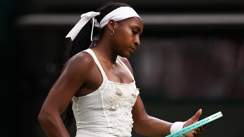 Đương kim vô địch Roland Garros Coco Gauff thua sốc ở vòng 1 Wimbledon - Ảnh 2