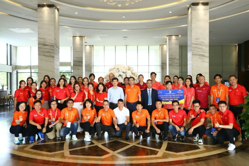 Tuyển bóng chuyền nữ Việt Nam nhận thưởng lớn trước thềm bán kết VTV Cup 2025 - Ảnh 1