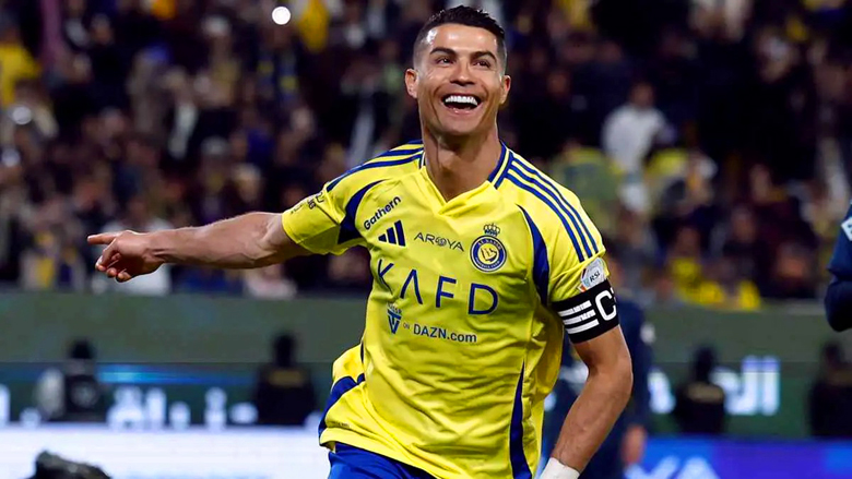 HLV mới đề nghị Al Nassr điều khoản lạ: Cho Ronaldo được nghỉ 25% số trận - Ảnh 1