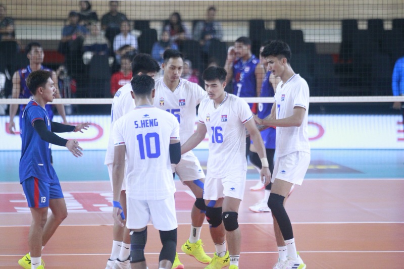 Tuyển bóng chuyền nam Campuchia nối dài chuỗi trận toàn thua ở SEA V.League 2025 - Ảnh 1