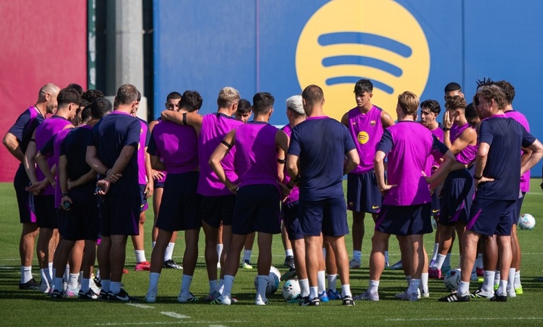 Vượt kiểm tra y tế, Rashford vẫn chưa thể ra mắt Barca vì vướng… một chữ ký - Ảnh 2
