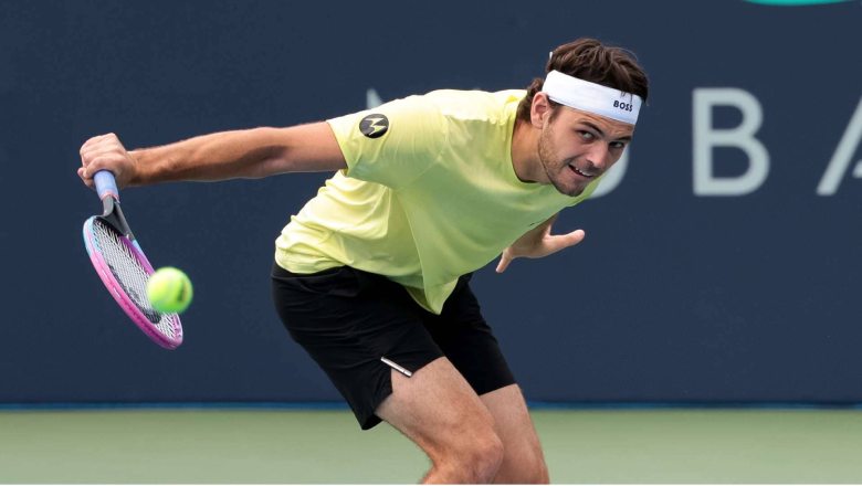 Medvedev ngược dòng hạ Opelka, cùng Fritz vào vòng 3 Washington Open - Ảnh 1