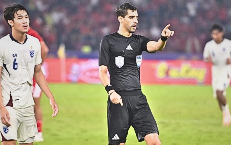 Trọng tài gây tranh cãi khi cho U23 Indonesia đá lại quả 11m trước U23 Thái Lan - Ảnh 2