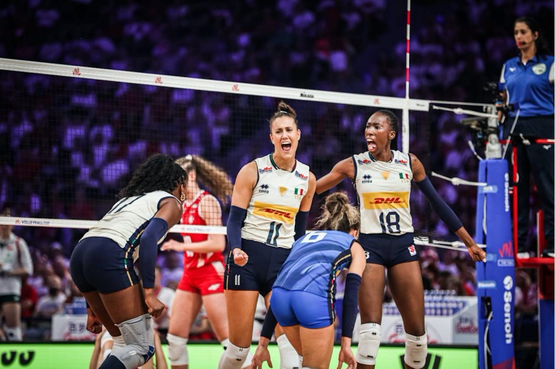 Nhà vô địch Olympic vùi dập đội chủ nhà để vào chung kết Volleyball Nations League 2025 - Ảnh 1